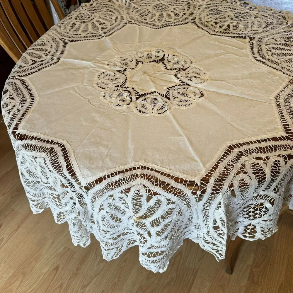 Antique Round Battenburg Lace And Cotton Star Hand Stitched 60” Diameter
